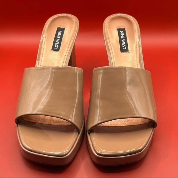 Nine West Women’s Size 8 Platform Sandal- Taupe- worn once - Picture 4 of 4